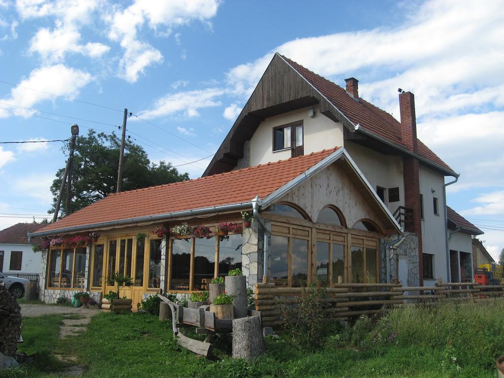 Apartments Sekler Rudno Exterior photo